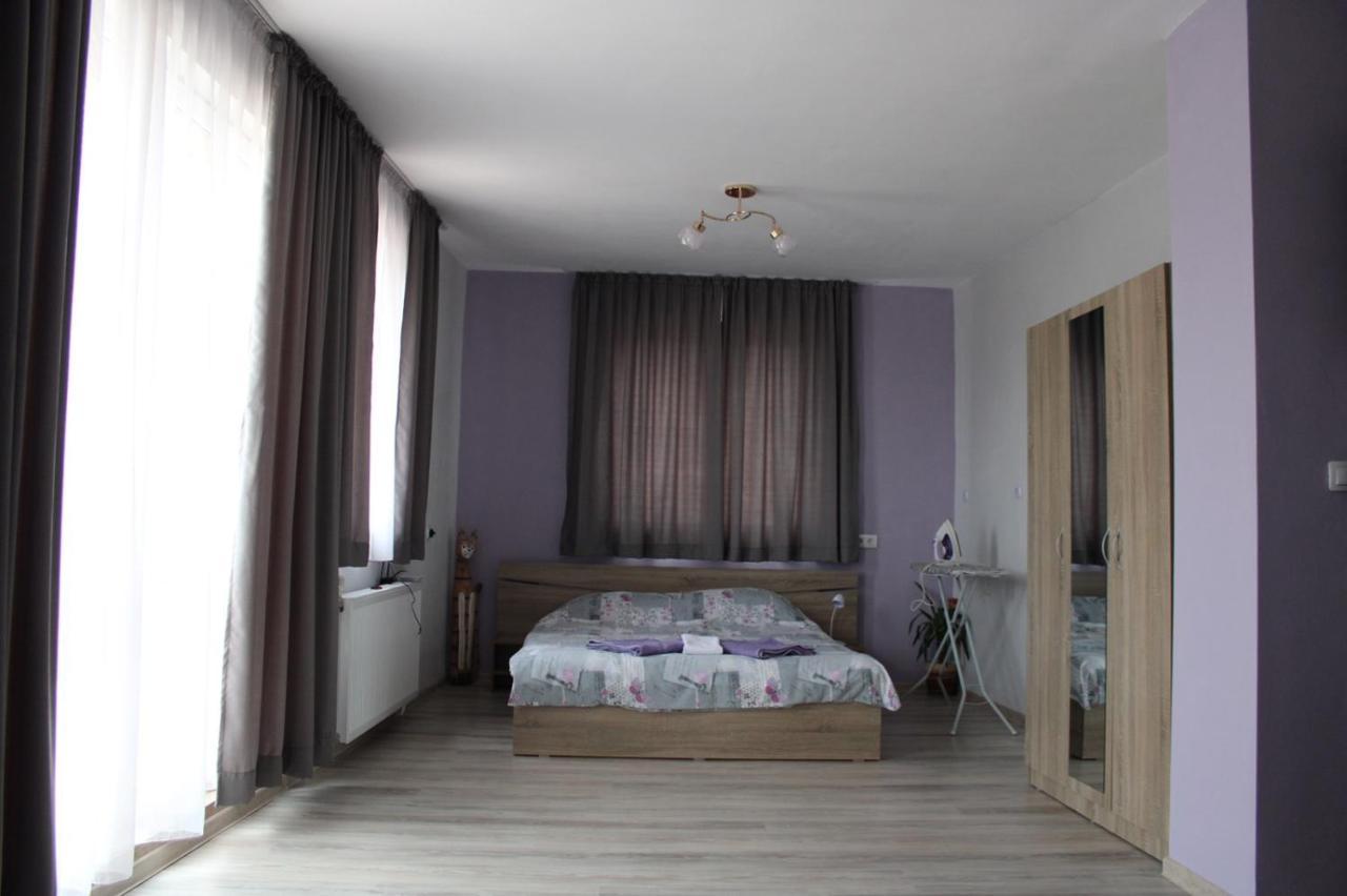 Къщи За Гости Ореха Samokov Exterior photo